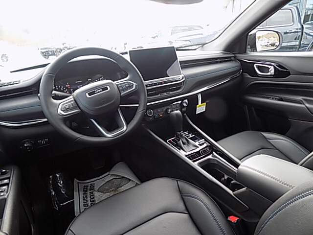  2026 Jeep Compass Image: 7