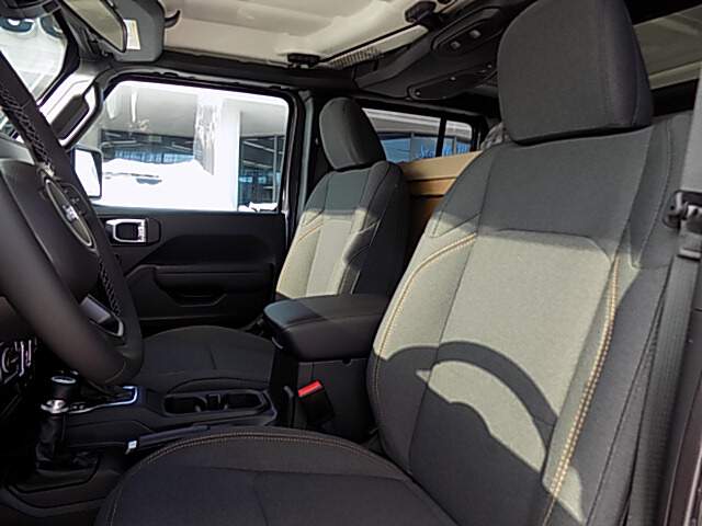  2026 Jeep Wrangler Image: 6