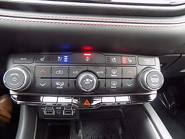  2026 Dodge Durango Image: 9