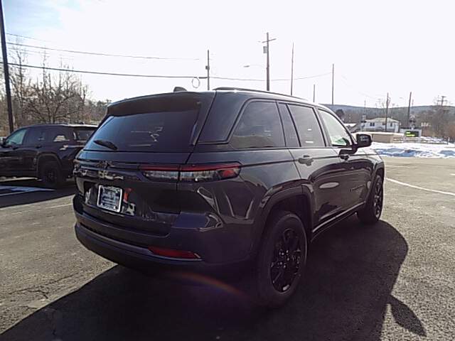  2026 Jeep Grand Cherokee Image:…