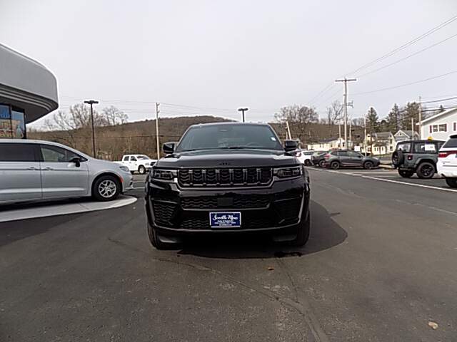  2026 Jeep Grand Cherokee Image:…