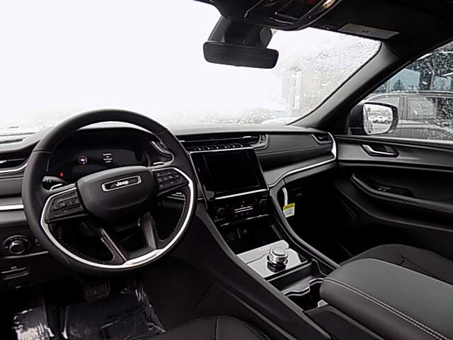  2026 Jeep Grand Cherokee Image:…