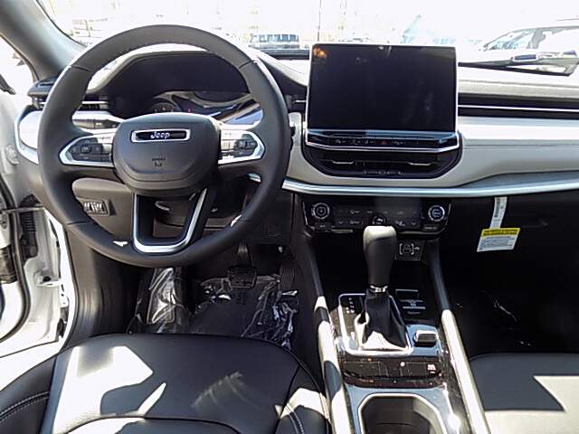  2026 Jeep Compass Image: 10