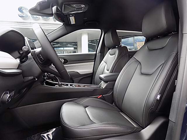  2026 Jeep Compass Image: 6