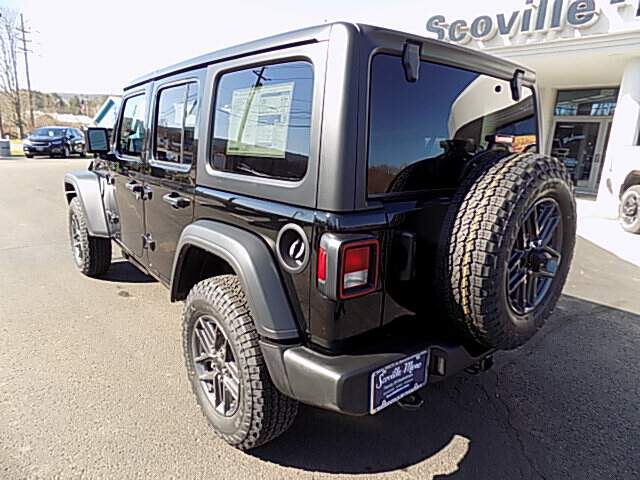  2026 Jeep Wrangler Image: 6