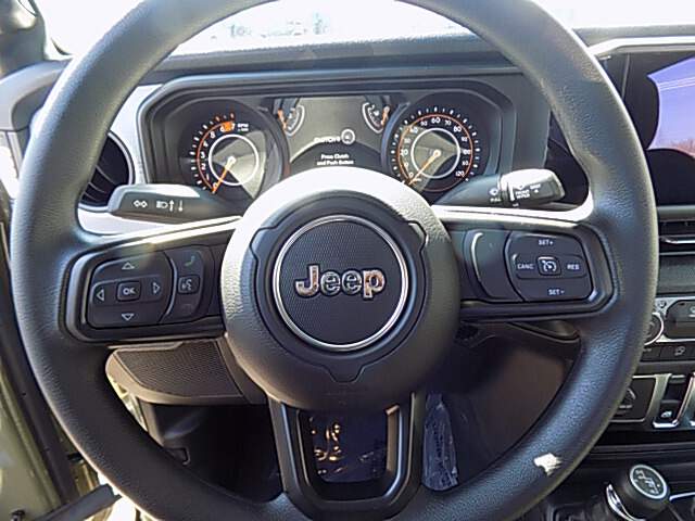  2026 Jeep Wrangler Image: 10