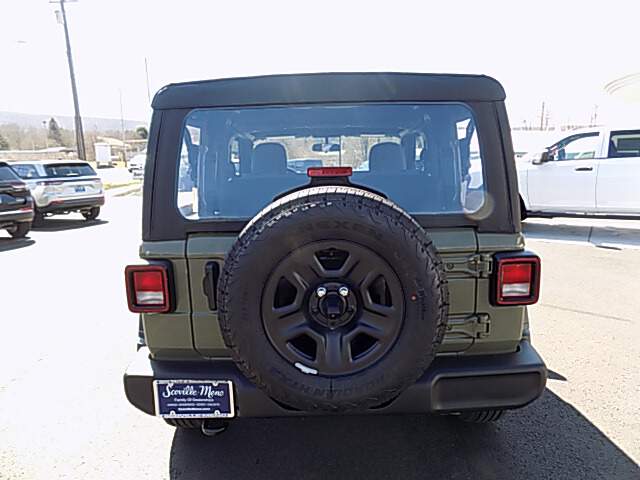  2026 Jeep Wrangler Image: 5