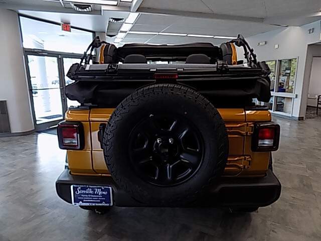  2026 Jeep Wrangler Image: 5