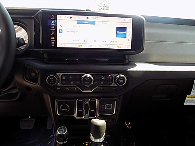  2026 Jeep Wrangler Image: 7