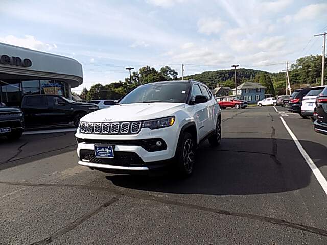  2026 Jeep Compass Image: 0
