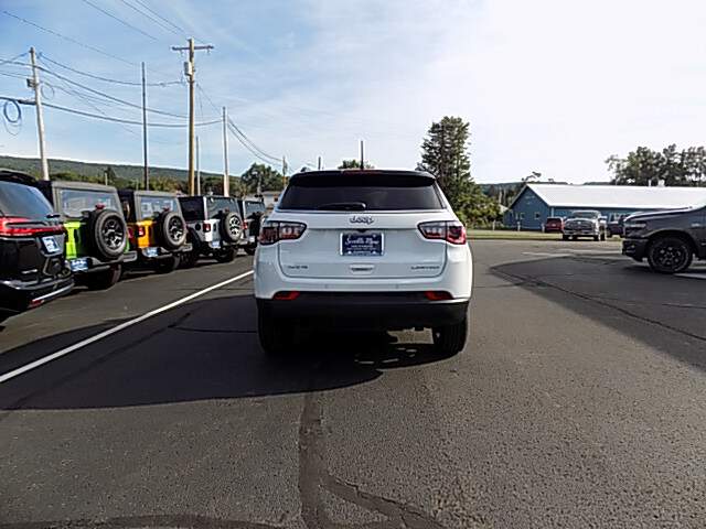  2026 Jeep Compass Image: 3