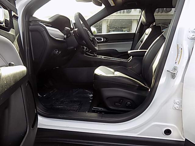  2026 Jeep Compass Image: 7
