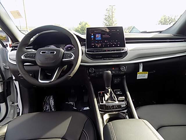  2026 Jeep Compass Image: 8