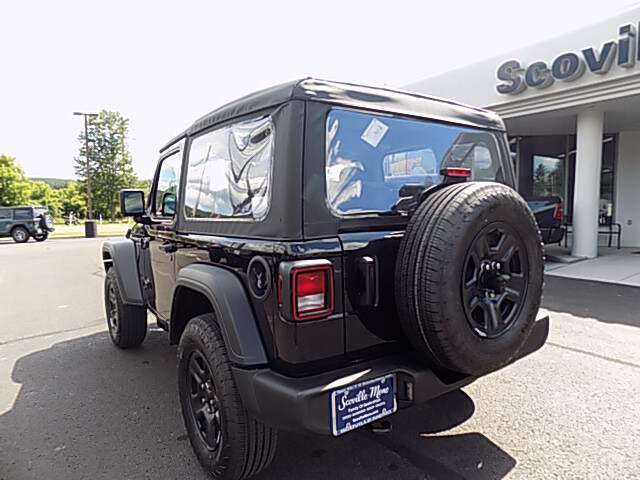  2026 Jeep Wrangler Image: 4