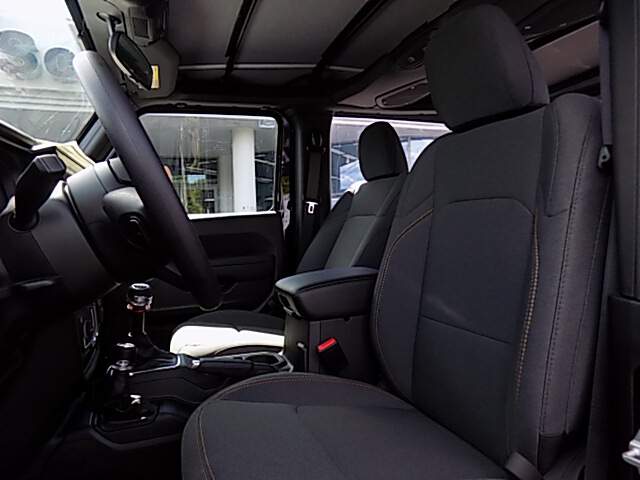  2026 Jeep Wrangler Image: 6