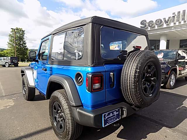  2026 Jeep Wrangler Image: 5