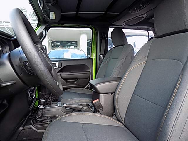  2026 Jeep Wrangler Image: 5