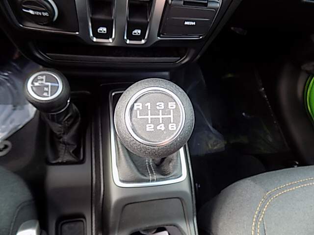 2026 Jeep Wrangler Image: 7