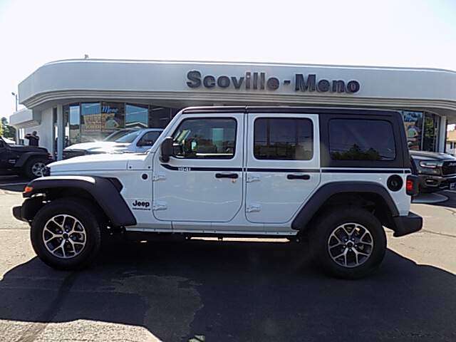  2026 Jeep Wrangler Image: 7