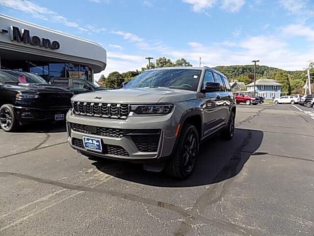  2027 Jeep Grand Cherokee L…