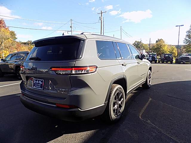  2027 Jeep Grand Cherokee L…