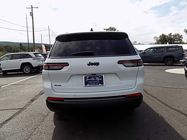  2027 Jeep Grand Cherokee L…