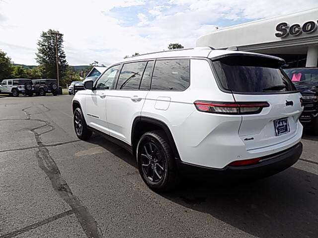  2027 Jeep Grand Cherokee L…