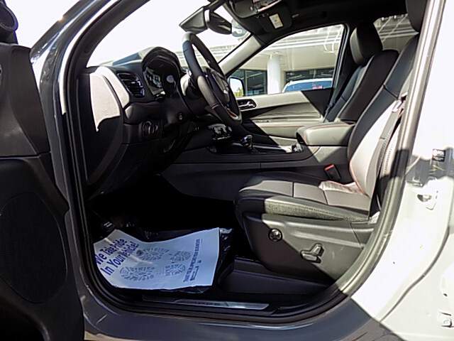  2027 Dodge Durango Image: 7