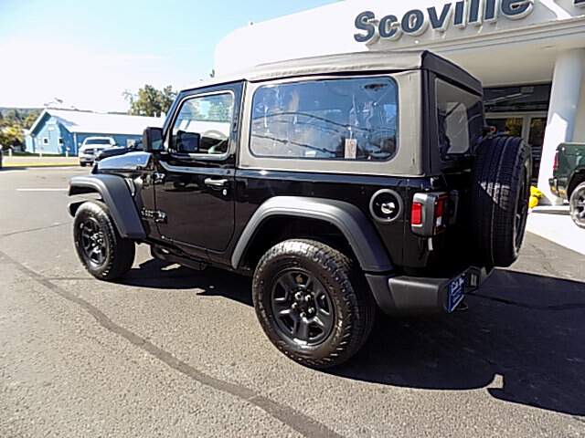  2027 Jeep Wrangler Image: 4